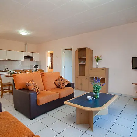 Apartamento Royal Delta-3 By Interhome